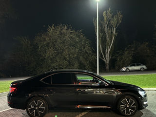 Skoda Superb foto 8