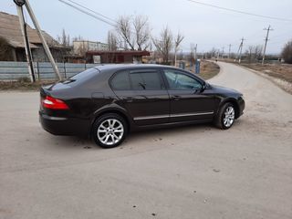 Skoda Superb foto 4