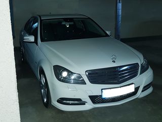 Mercedes C Class foto 10