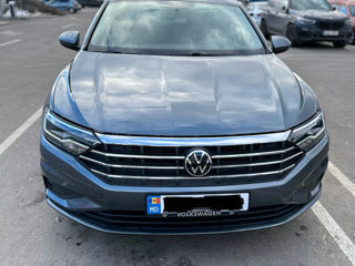 Volkswagen Jetta foto 4