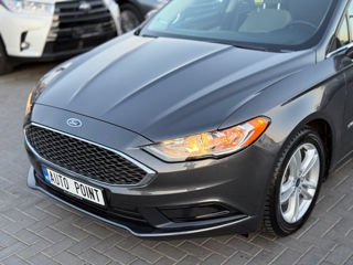 Ford Fusion foto 15