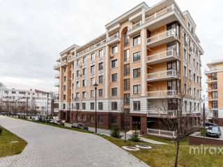 Apartament cu 3 camere, 99 m², Buiucani, Chișinău