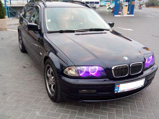 BMW 3 Series foto 1