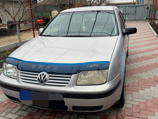 Volkswagen Bora foto 2