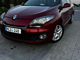 Renault Megane foto 1