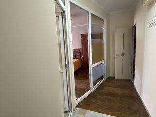 Apartament cu 1 cameră, 37 m², Centru, Chișinău foto 4