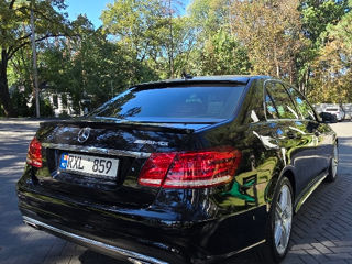 Mercedes E-Class foto 17