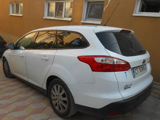 Ford Focus Wagon foto 4