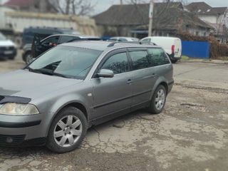 Volkswagen Passat foto 3