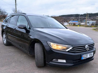 Volkswagen Passat foto 2