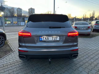 Porsche Cayenne foto 3