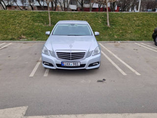 Mercedes E-Class foto 1