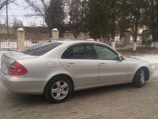 Mercedes E Class foto 4