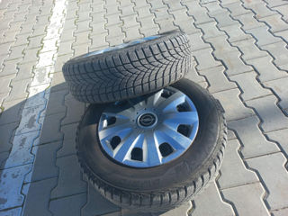 Anvelope + discuri 195/65 R15 2000lei/buc. foto 7