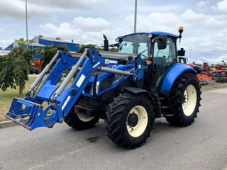 New Holland foto 4