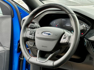 Ford Focus foto 9