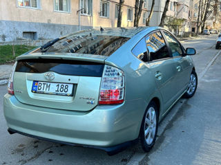 Toyota Prius foto 4