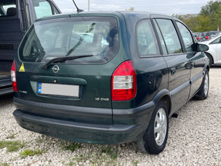 Opel Zafira foto 3