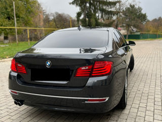 BMW 5 Series foto 5