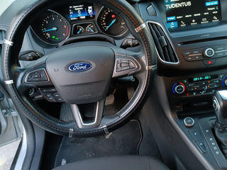 Ford Focus foto 1
