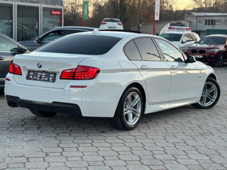 BMW 5 Series foto 4