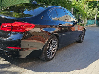 BMW 5 Series foto 4