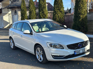 Volvo V60 foto 3