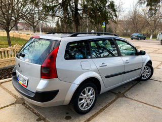 Renault Megane foto 8