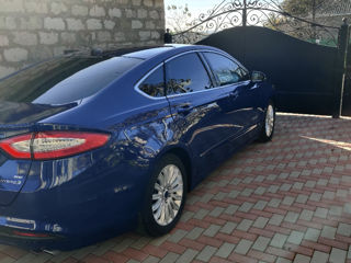 Ford Fusion foto 3