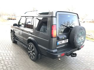 Land Rover Discovery foto 2