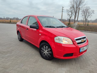 Chevrolet Aveo foto 2