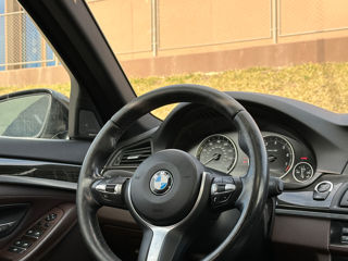 BMW 5 Series foto 8