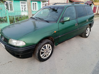 Opel Astra foto 4