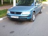 Volkswagen Passat foto 1