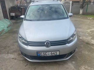 Volkswagen Touran foto 6