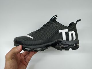 Nike tn plus black white 44.5 foto 1