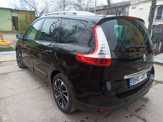 Renault Grand Scenic foto 3