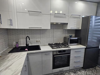 Apartament cu 2 camere, 49 m², Botanica, Chișinău foto 6