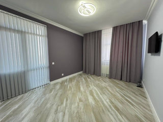 Apartament cu 3 camere, 93 m², Centru, Chișinău foto 2