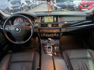 BMW 5 Series foto 12