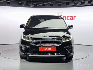 KIA Carnival foto 3