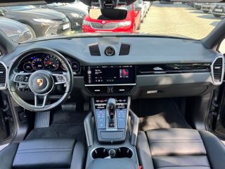 Porsche Cayenne foto 8