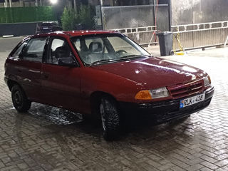 Opel Astra foto 4