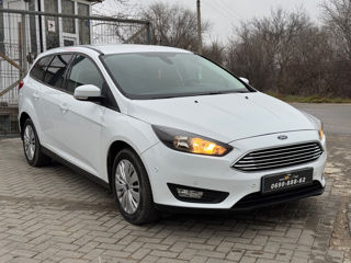 Ford Focus foto 2