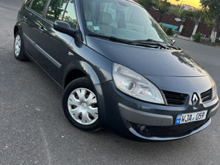 Renault Scenic foto 2