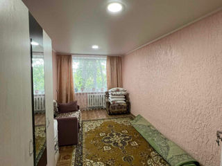 Apartament cu 2 camere, 32 m², Buiucani, Chișinău foto 3