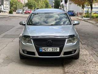 Volkswagen Passat foto 1