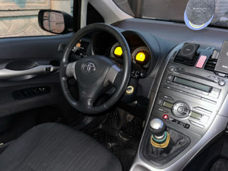 Toyota Auris foto 7