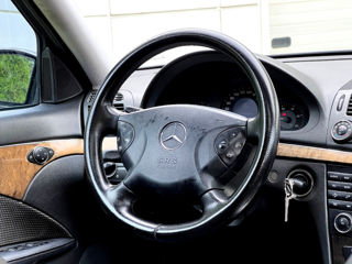 Mercedes E-Class foto 4