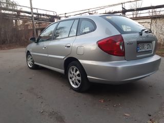 KIA Rio foto 2